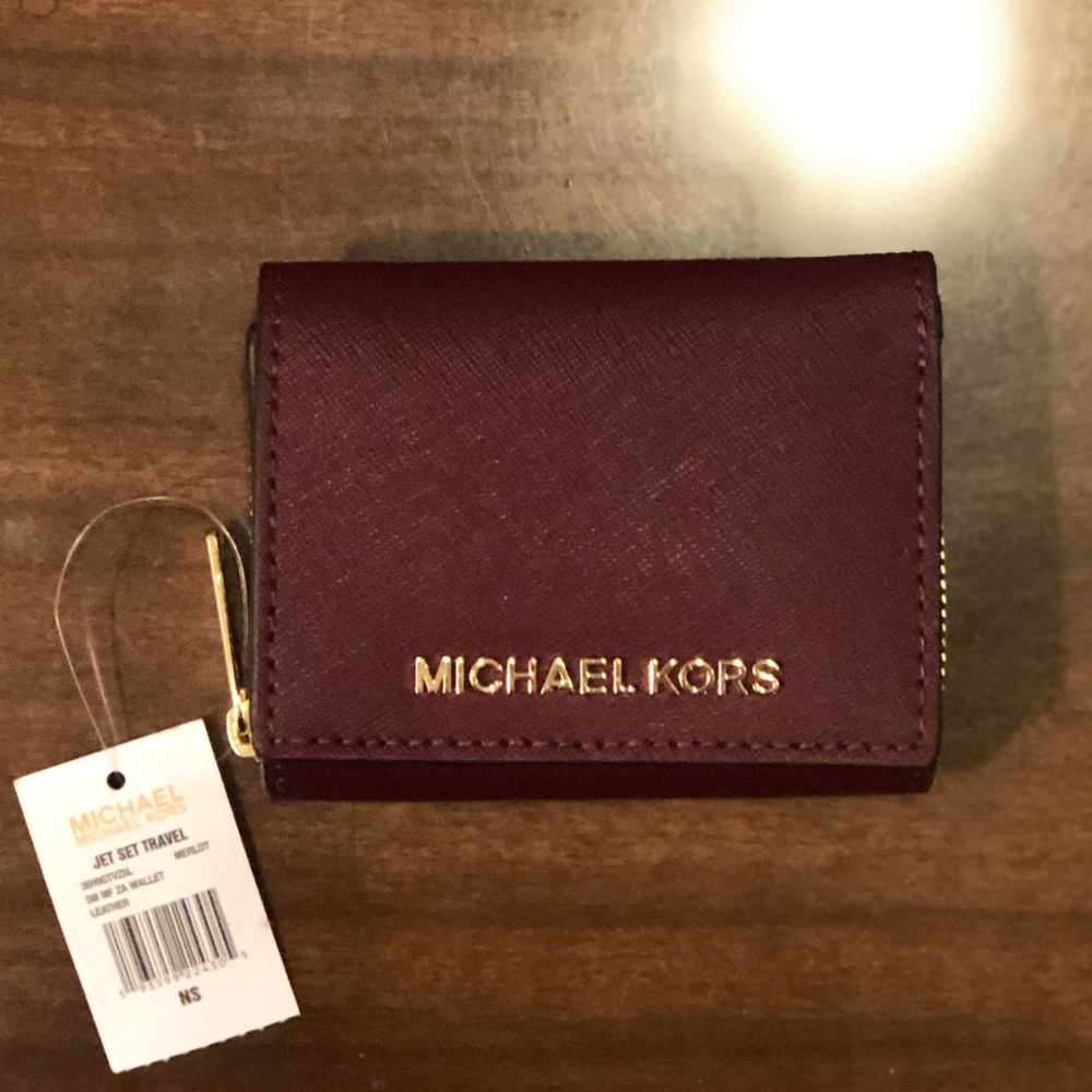 Michael Kors Jet Set Travel Wallet- Merlot